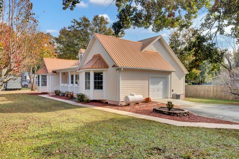 A home in Mount Pleasant