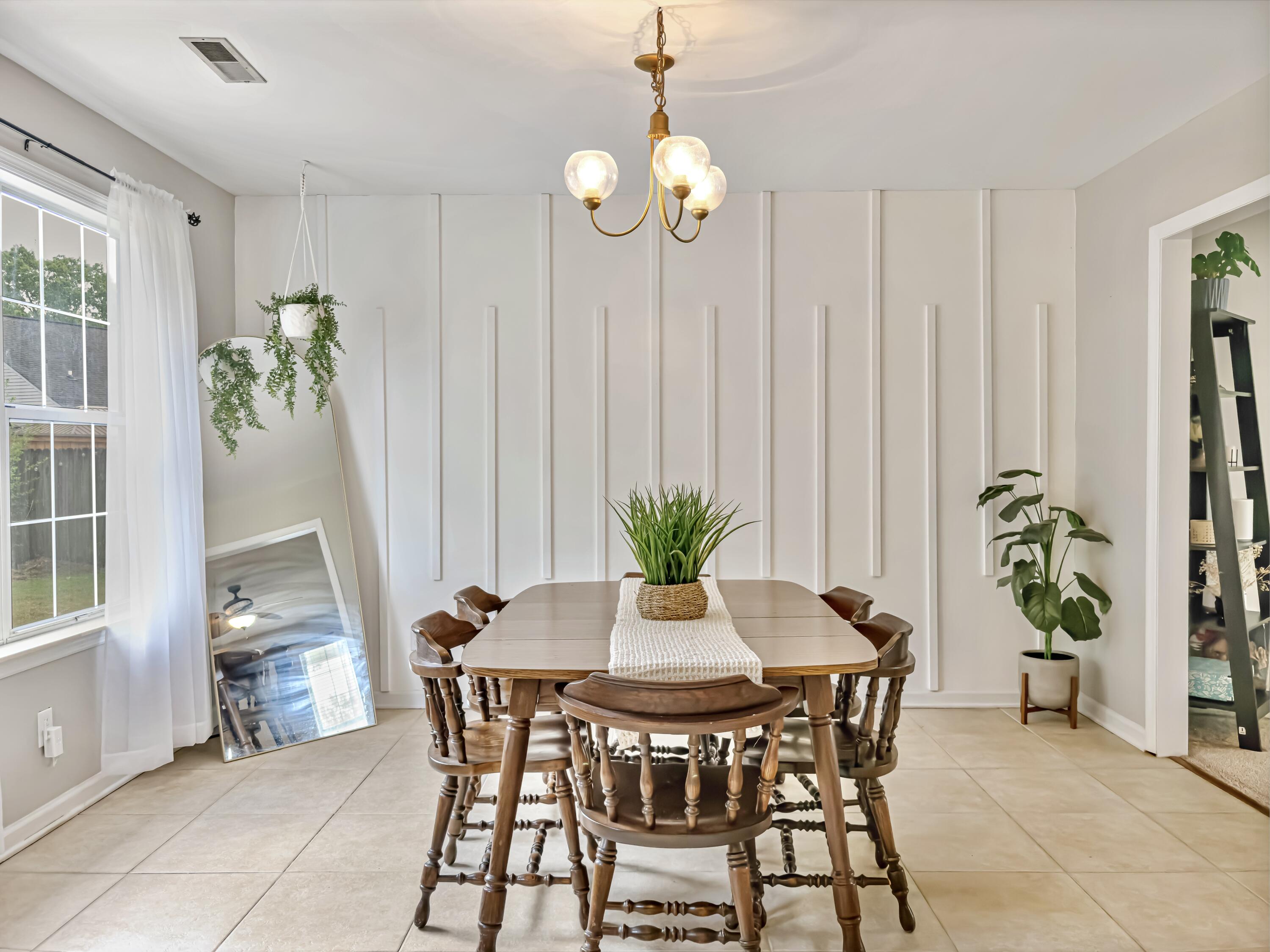 8612 Lindenwood Circle