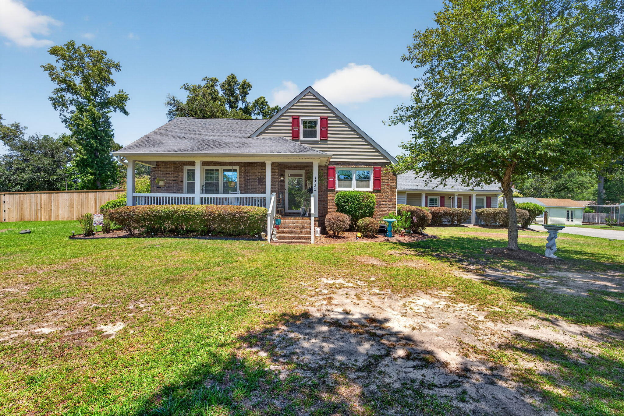1335 Dennis Boulevard