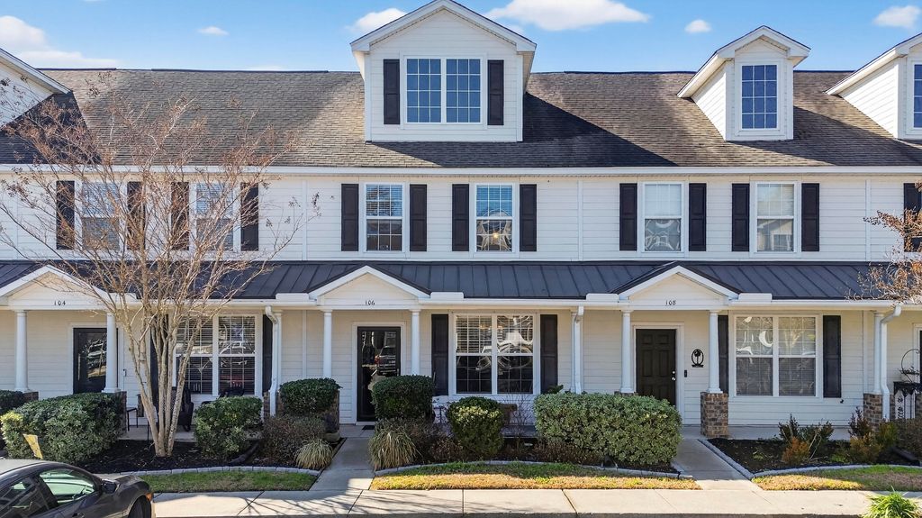 Photo of 106 Hemingway Circle #106, Summerville, SC 29483 (MLS # 26005358)