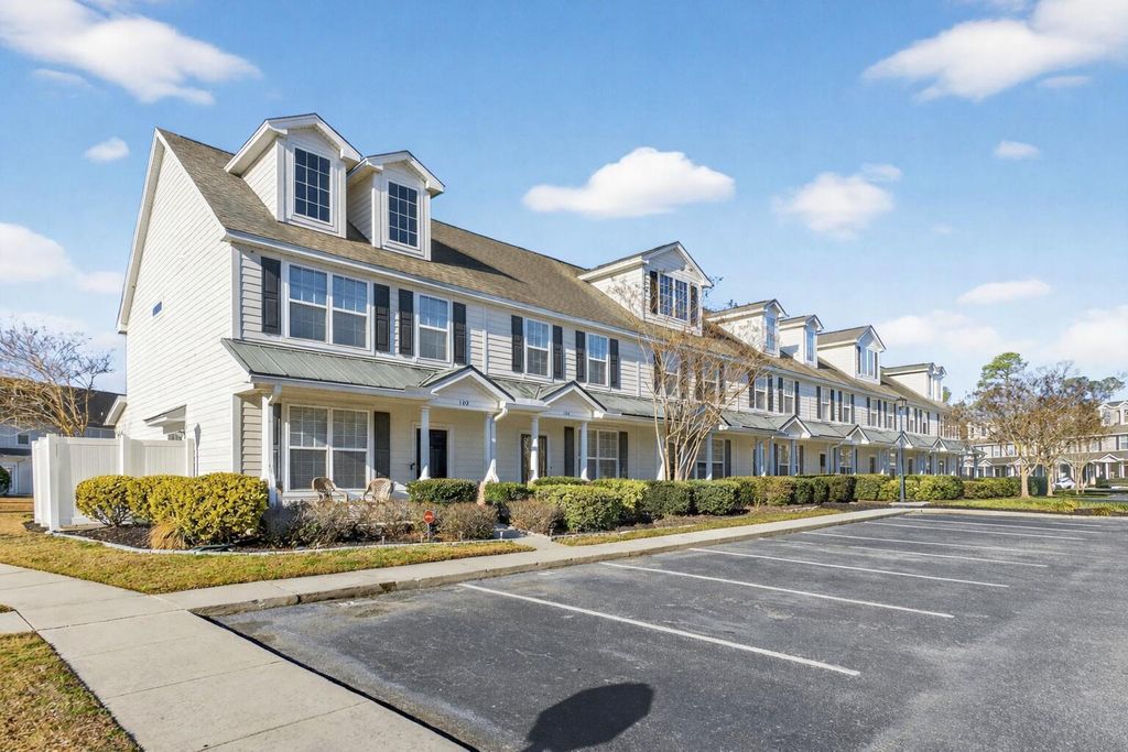 Photo of 106 Hemingway Circle #106, Summerville, SC 29483 (MLS # 26005358)