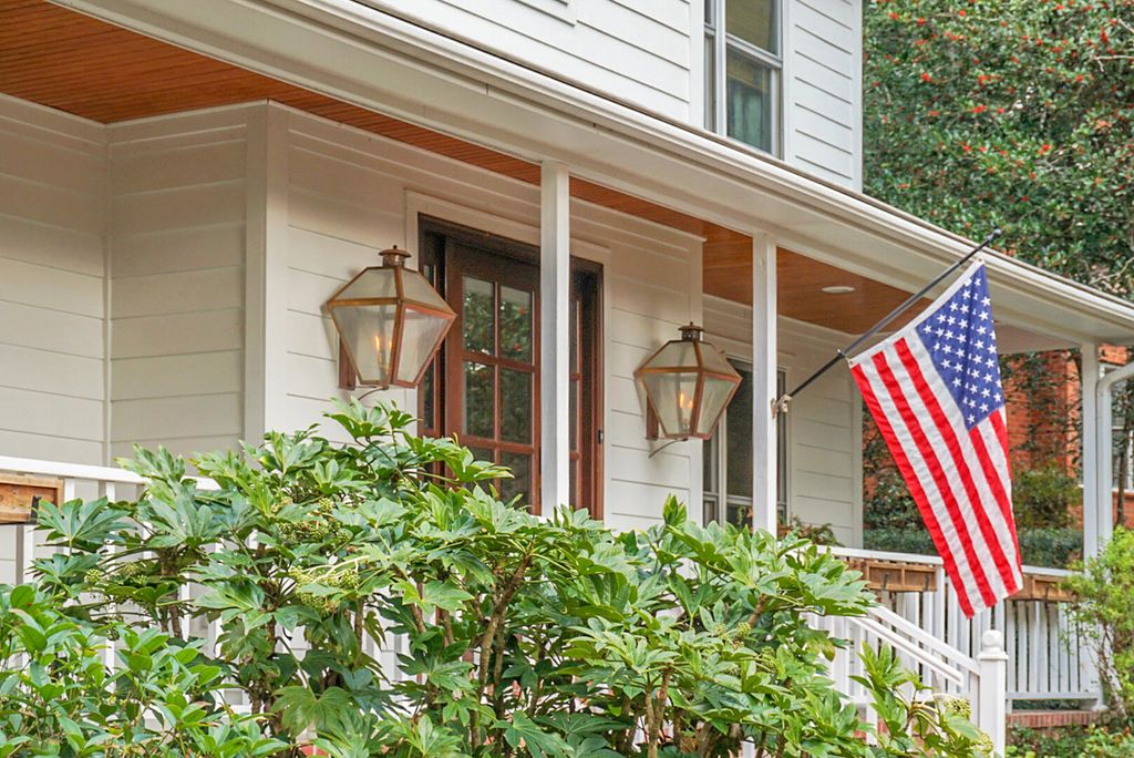 Photo of 1014 S Main Street, Summerville, SC 29483 (MLS # 25025720)