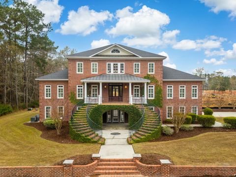 Photo of 349 Mentor Road, Summerville, SC 29483 (MLS # 25032352)