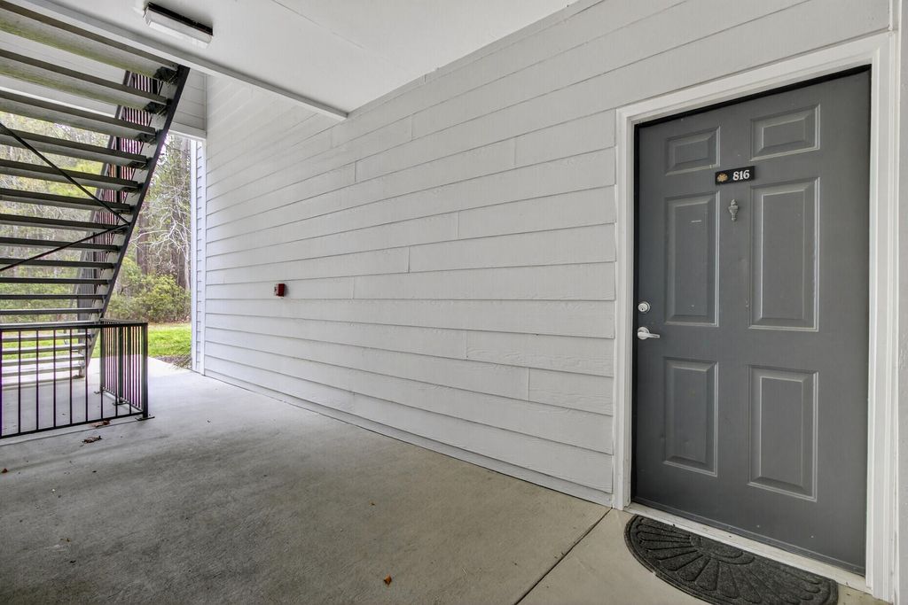 Photo of 1300 Park West Boulevard #816, Mount Pleasant, SC 29466 (MLS # 26009127)