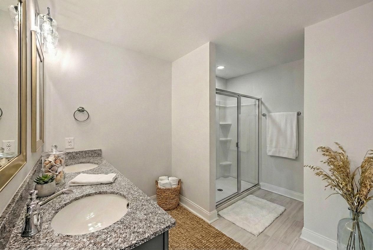 513 New Regenia Place