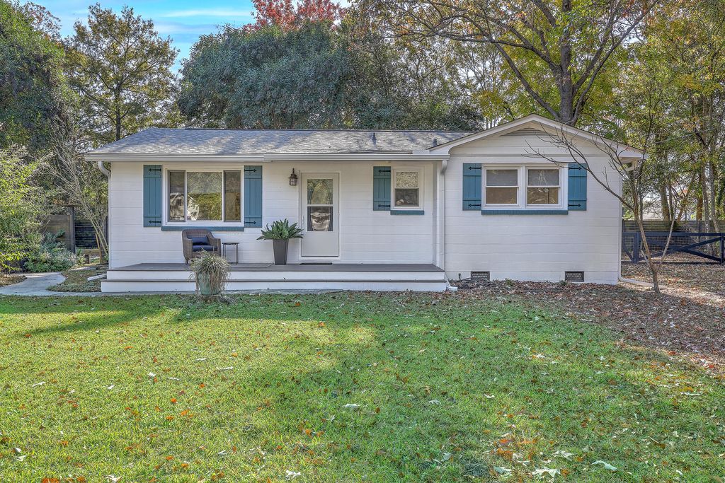 Photo of 3471 Cynthia Drive, Johns Island, SC 29455 (MLS # 25031487)