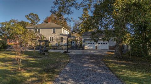 A home in Saint George