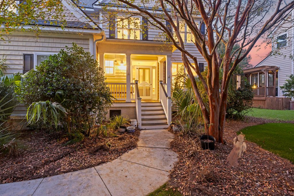 Photo of 2922 Marsh Breeze Lane, Mount Pleasant, SC 29466 (MLS # 25025554)