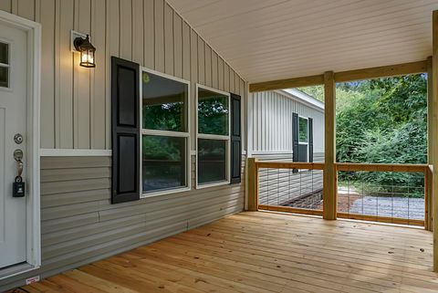 A home in Eutawville