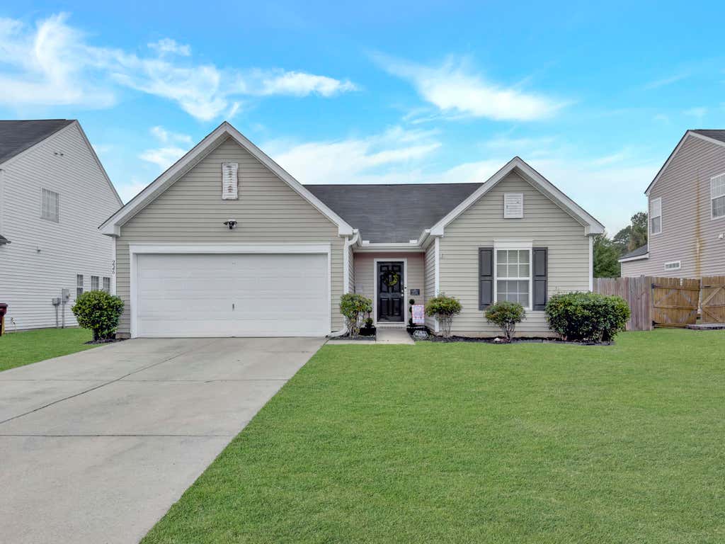 Photo of 226 Silk Oak Drive, Moncks Corner, SC 29461 (MLS # 26022015)