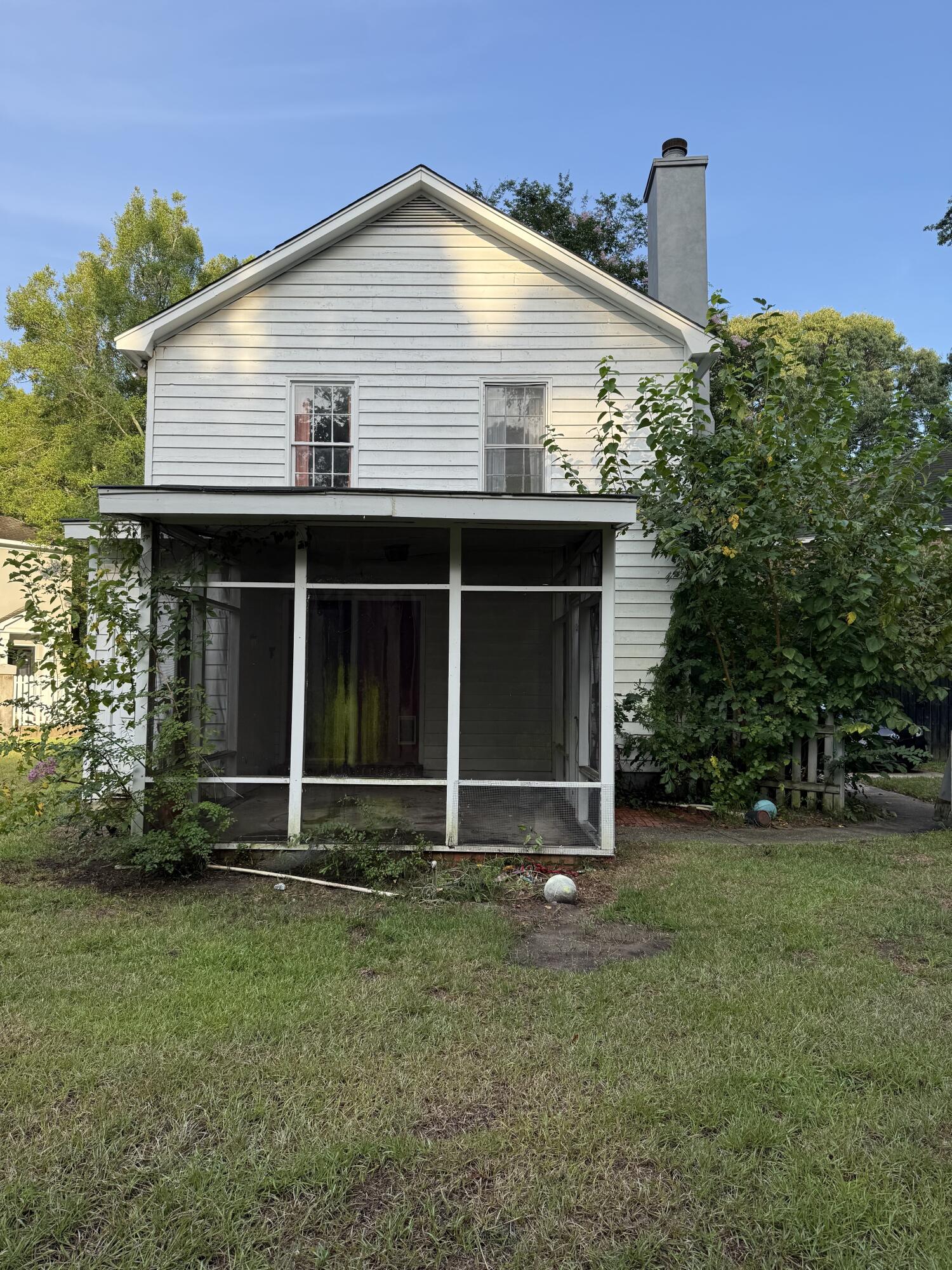 1019 Plantation Court