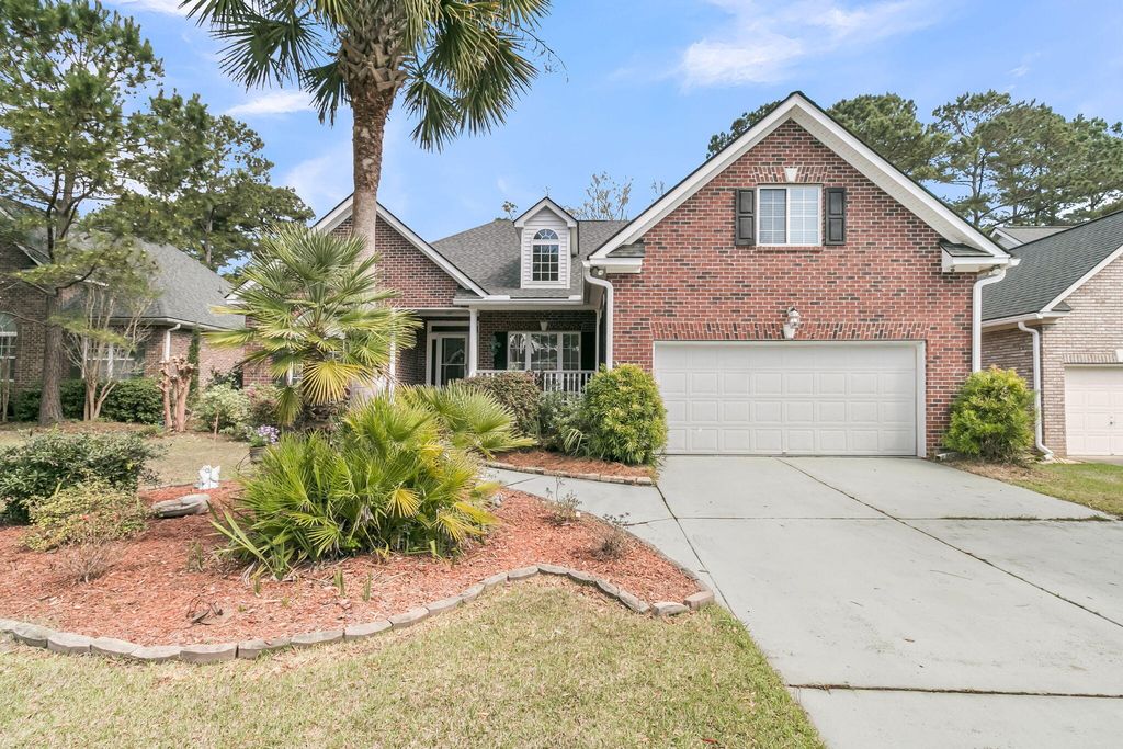 Photo of 411 Prestwick Court, Summerville, SC 29483 (MLS # 26007043)