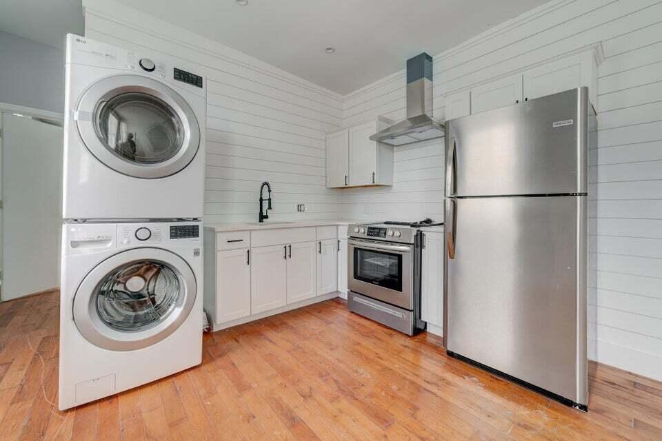 3 Hampden Court