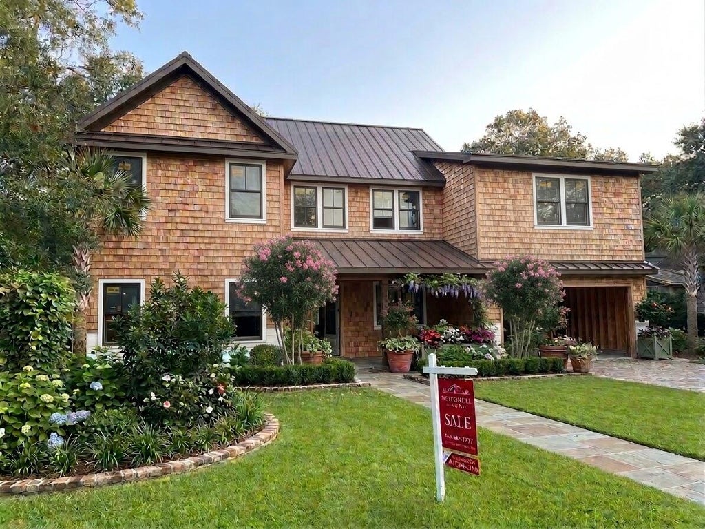Photo of 933 Mccants Drive, Mount Pleasant, SC 29464 (MLS # 26017643)