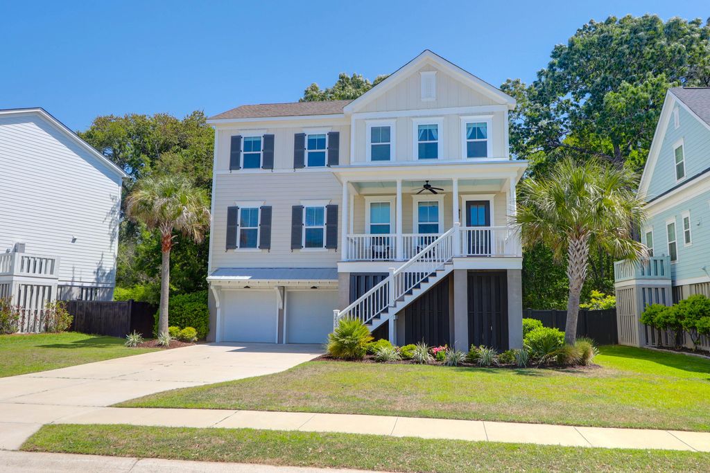 Photo of 3534 Saltflat Lane, Mount Pleasant, SC 29466 (MLS # 26004448)