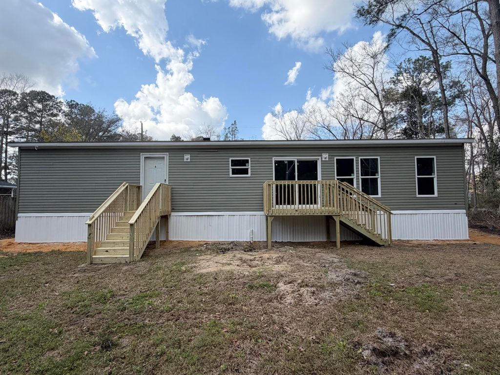 Photo of 214 Hickory Street, Walterboro, SC 29488 (MLS # 26006591)