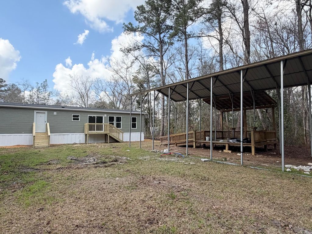 Photo of 214 Hickory Street, Walterboro, SC 29488 (MLS # 26006591)