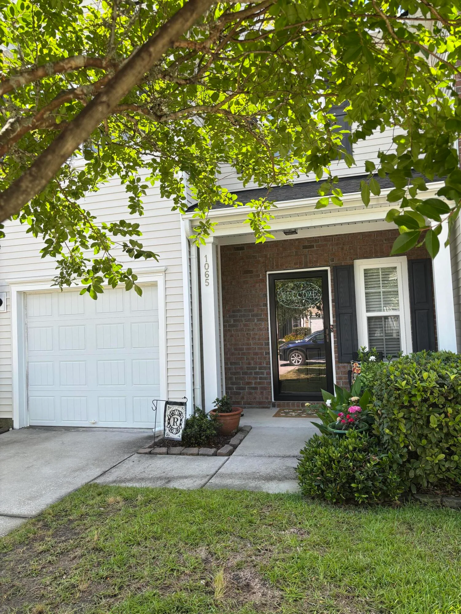 1065 Bennington Drive