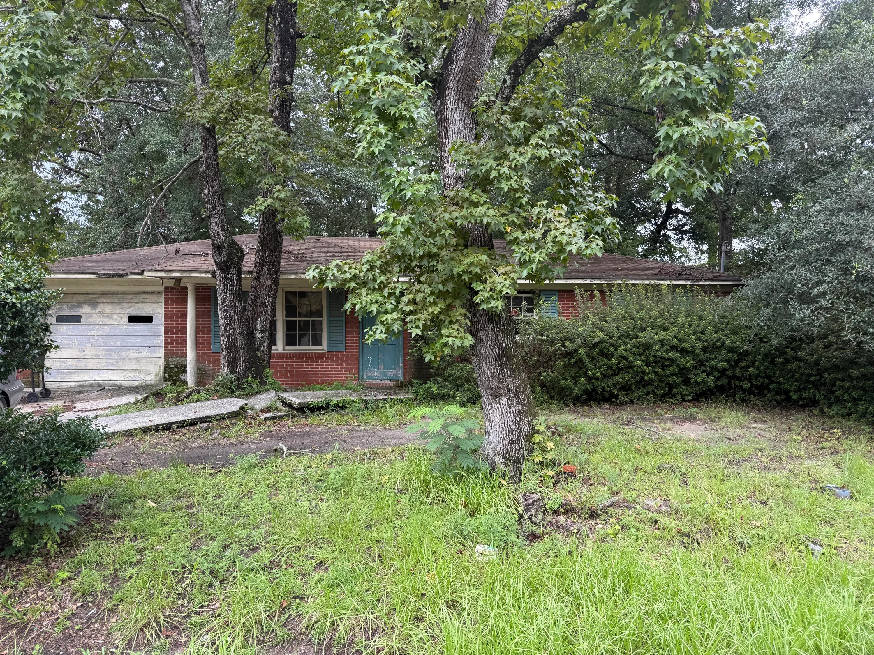 739 Hitching Post Road