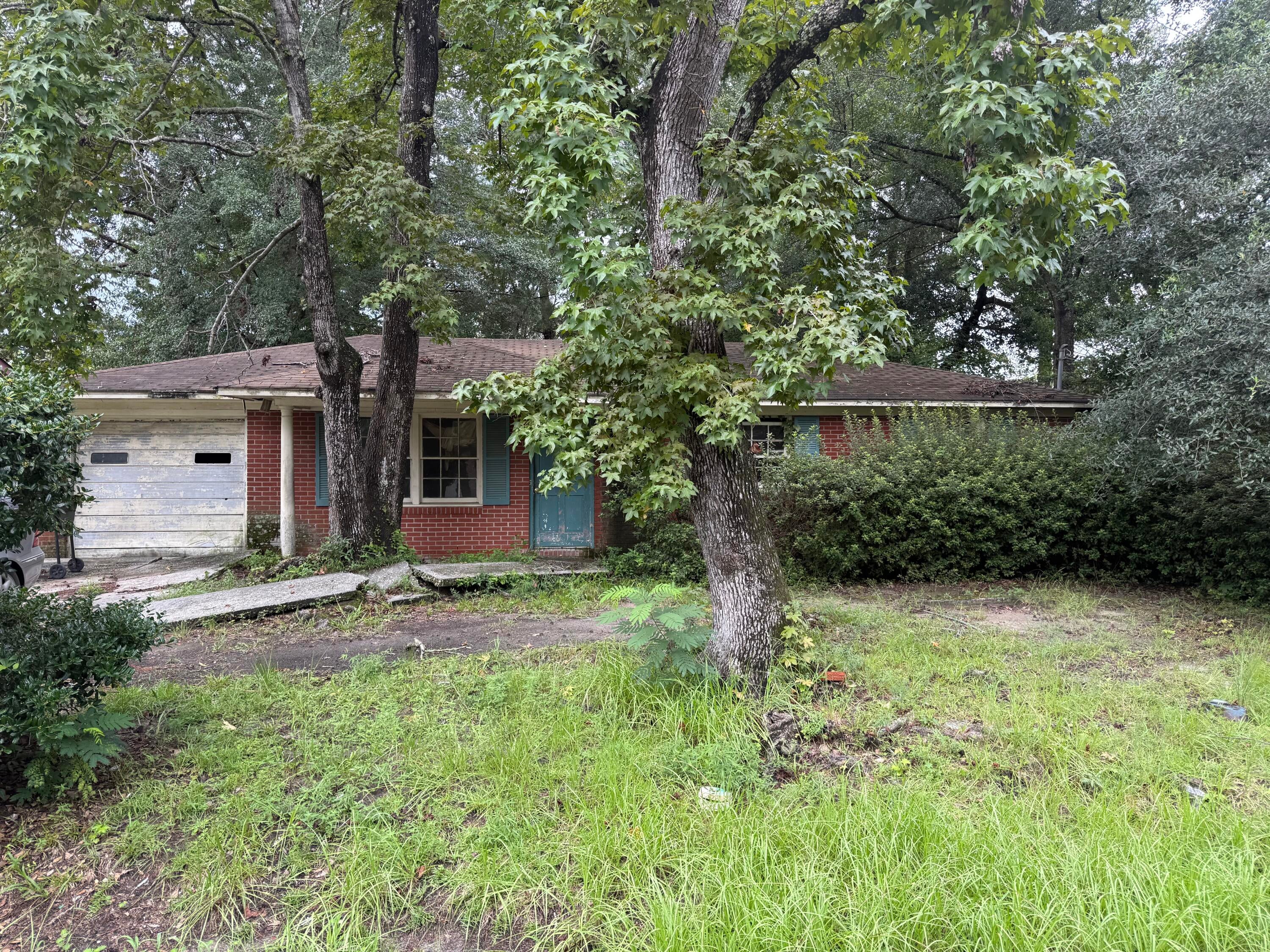 739 Hitching Post Road