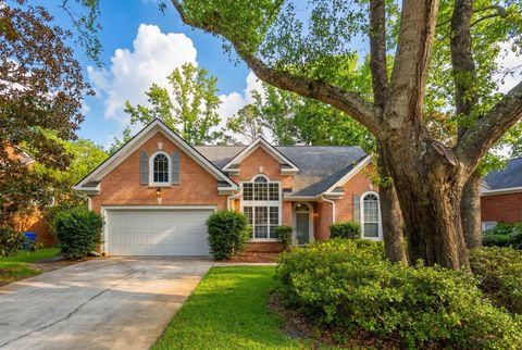 Photo of 1279 Old Ivy Way, Mount Pleasant, SC 29466 (MLS # 26010884)
