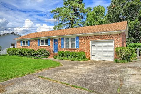 A home in North Charleston