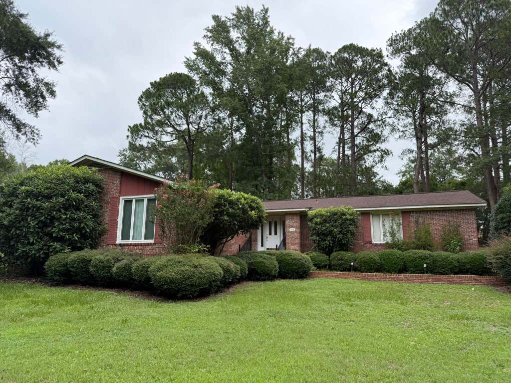 Photo of 2218 NE Pineridge Street, Orangeburg, SC 29118 (MLS # 26022318)