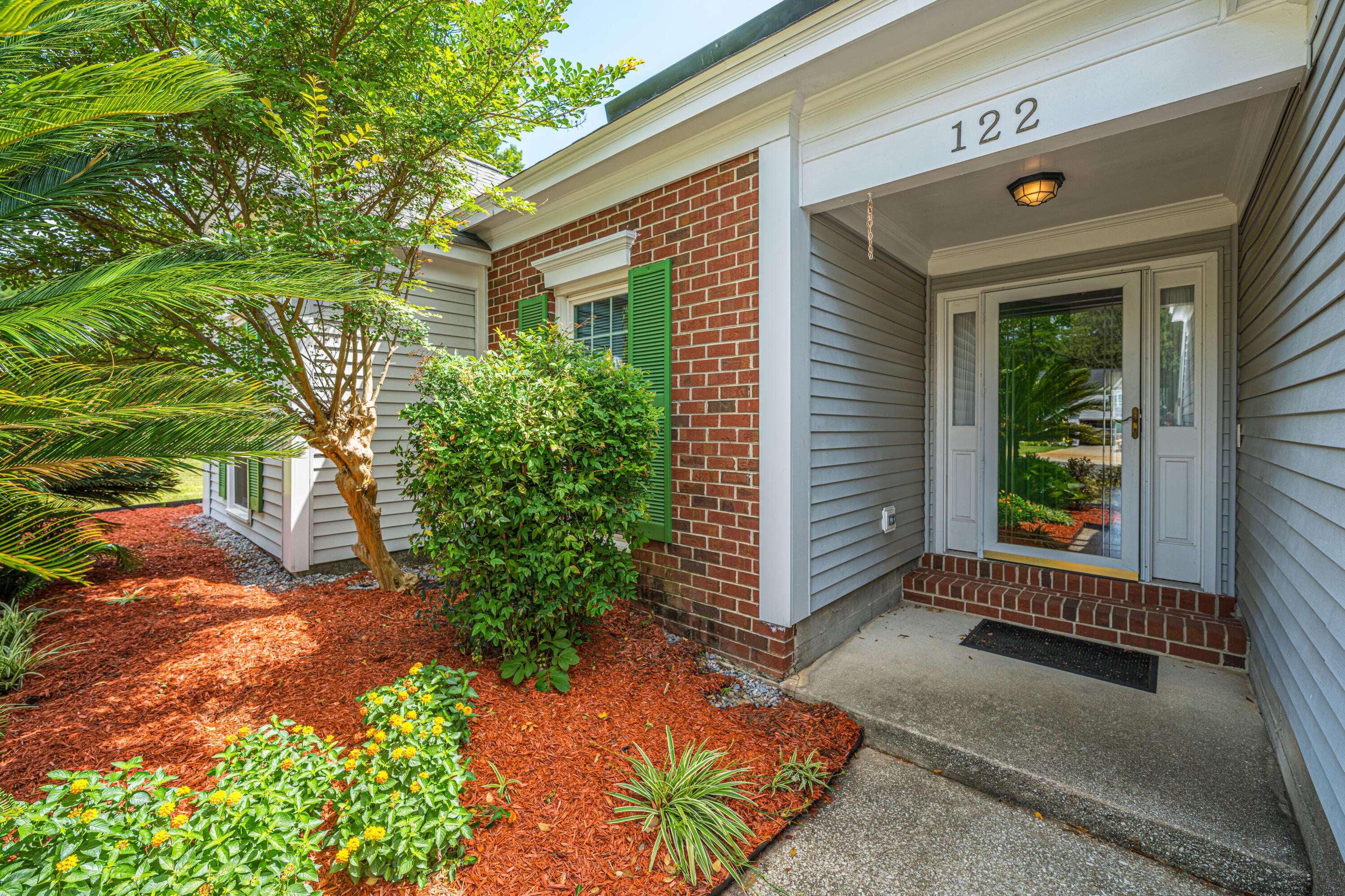122 Ashton Drive