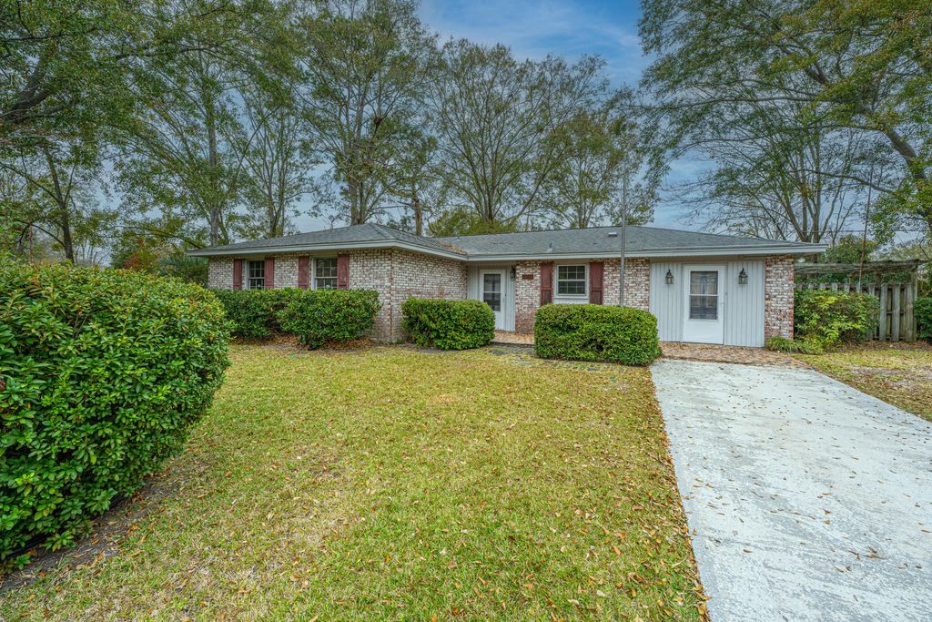 Photo of 4408 Garwood Drive, Ladson, SC 29456 (MLS # 25031577)