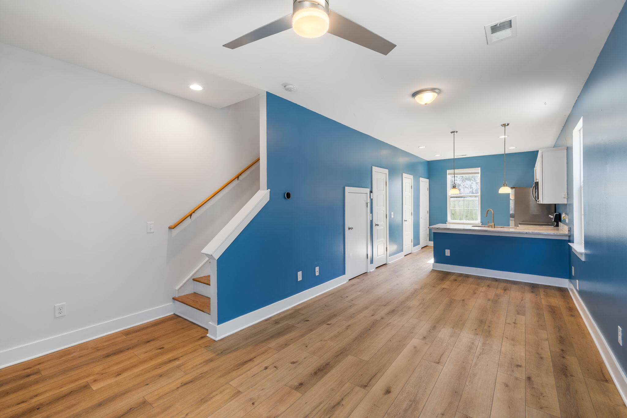 2021 Comstock Avenue