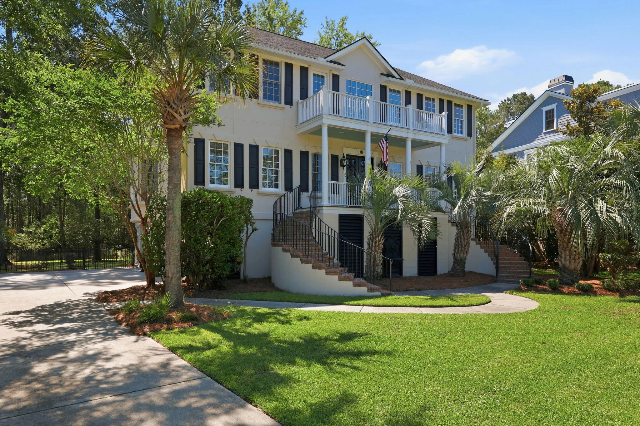 2041 Ashburton Way