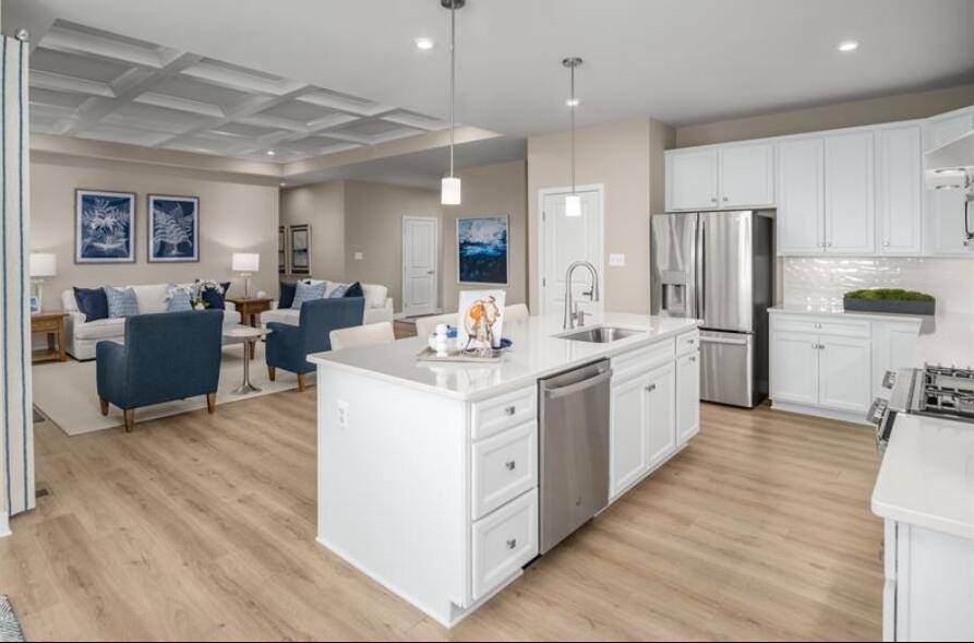 1027 Thinleaf Avenue