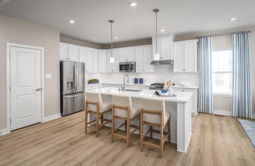 1027 Thinleaf Avenue