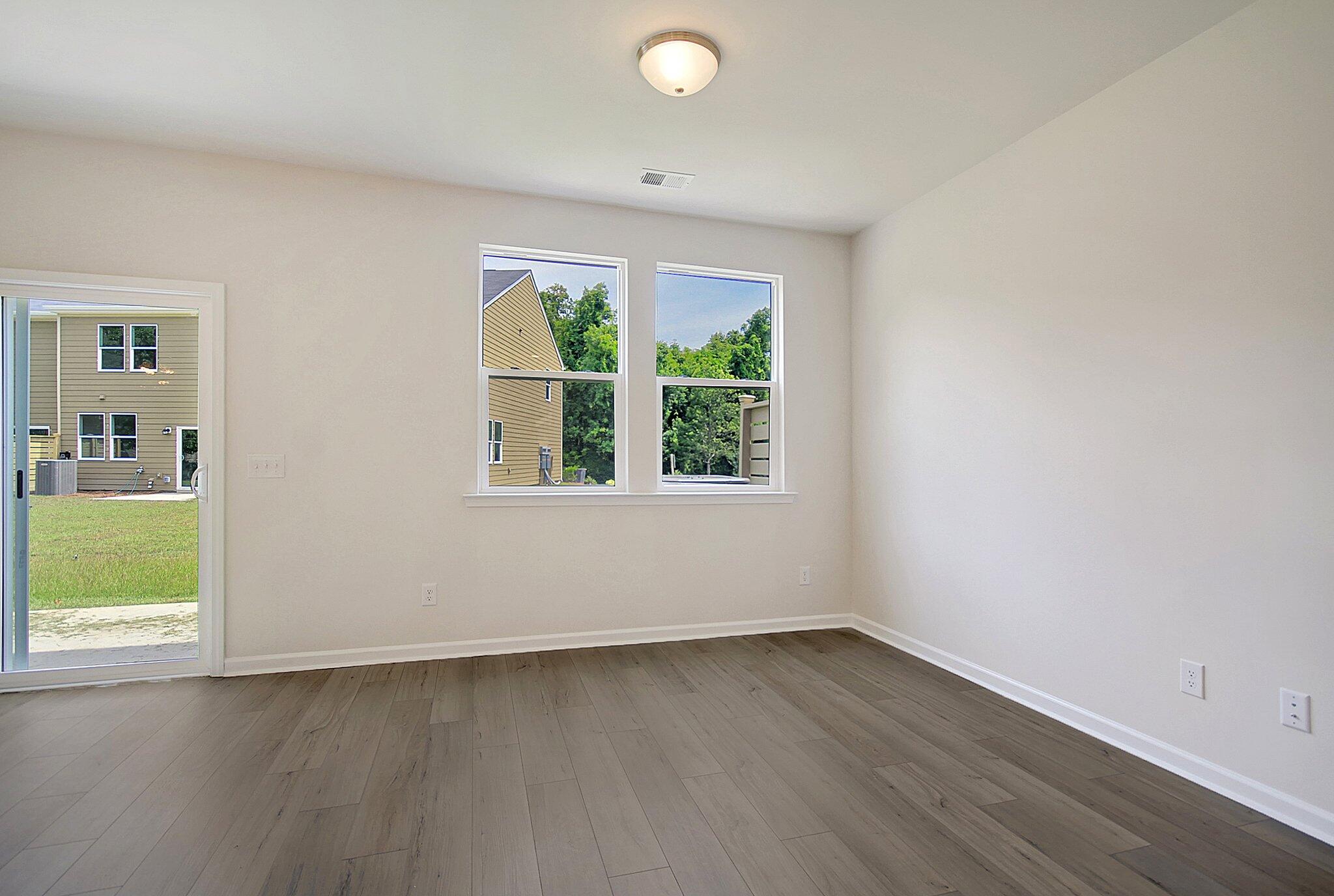 Photo 9 of 39 of 8316 Child'S Cove townhome