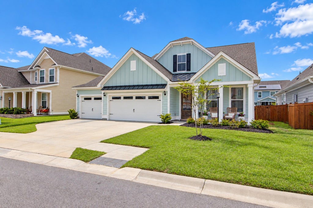 Photo of 703 Black Pine Road, Moncks Corner, SC 29461 (MLS # 26026785)