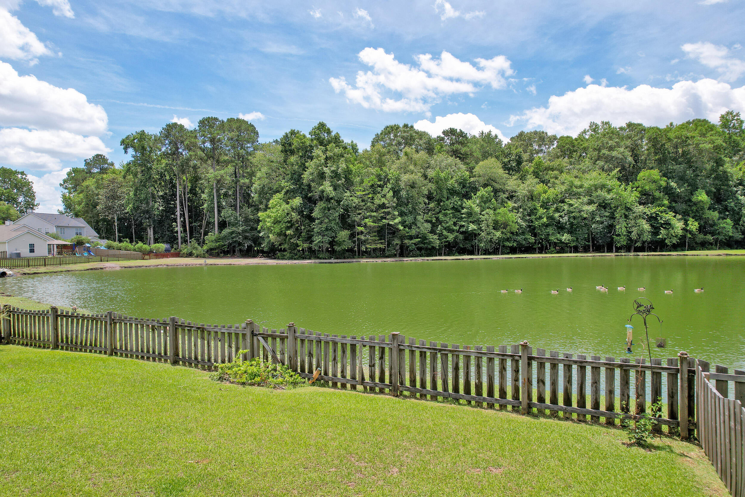102 Warrell Circle