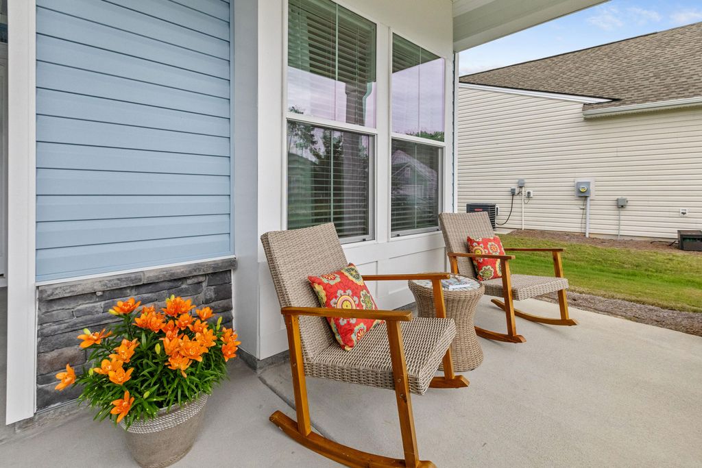 Photo of 318 Tupelo Lake Drive, Summerville, SC 29486 (MLS # 26014410)