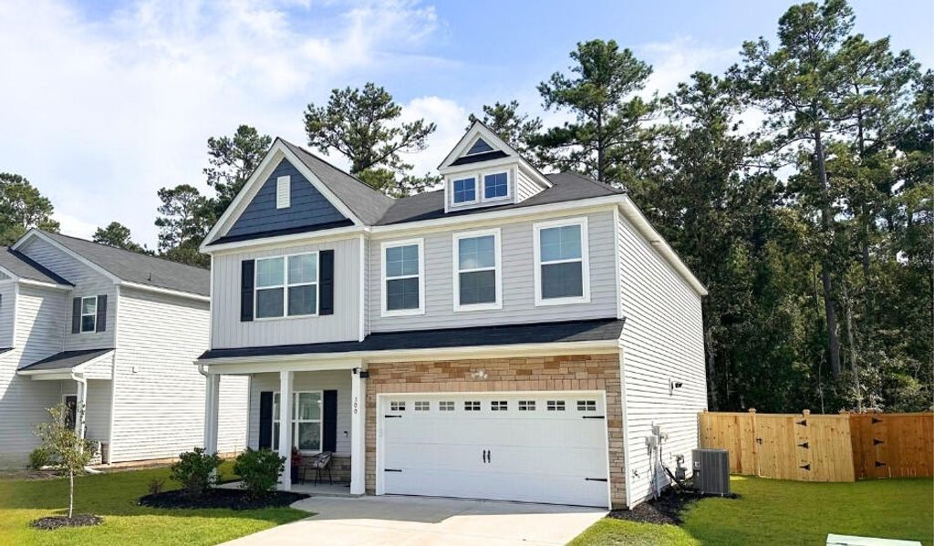 Photo of 300 Torslanda Lane, Summerville, SC 29486 (MLS # 25018793)