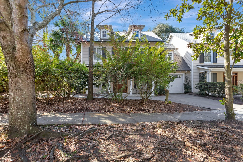 Photo of 1050 Phillips Park Drive, Mount Pleasant, SC 29464 (MLS # 26020747)