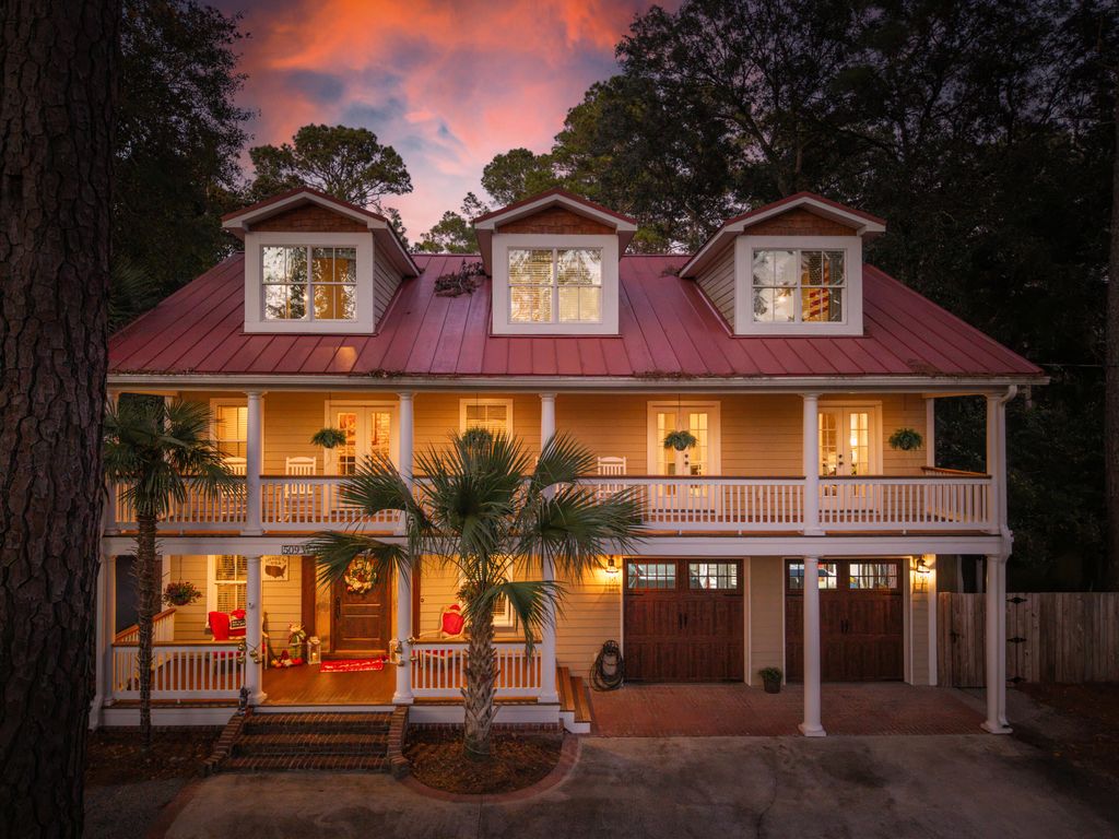 Photo of 509 W 2nd South Street, Summerville, SC 29483 (MLS # 25032482)