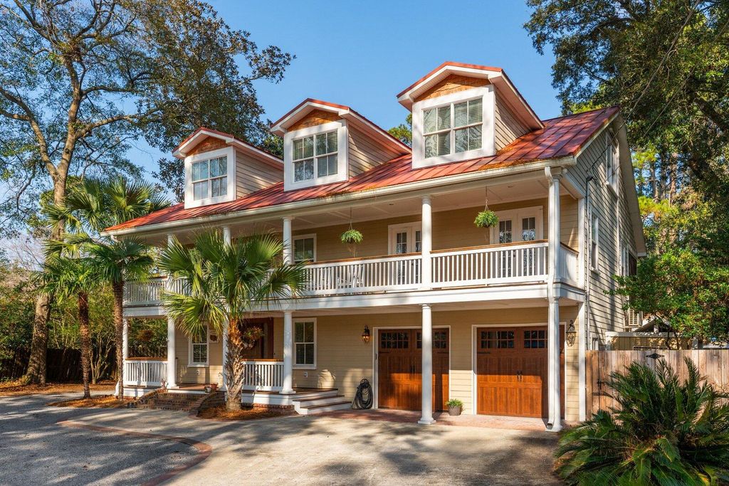 Photo of 509 W 2nd South Street, Summerville, SC 29483 (MLS # 25032482)