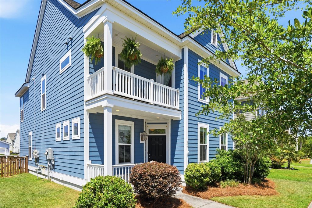 Photo of 1827 Gammon Street, Charleston, SC 29414 (MLS # 26011780)