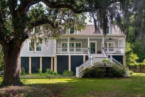 A home in Mount Pleasant