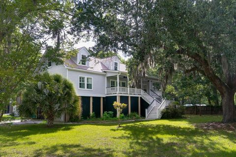 A home in Mount Pleasant