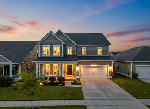 228 Evergreen Avenue Summerville SC 29485