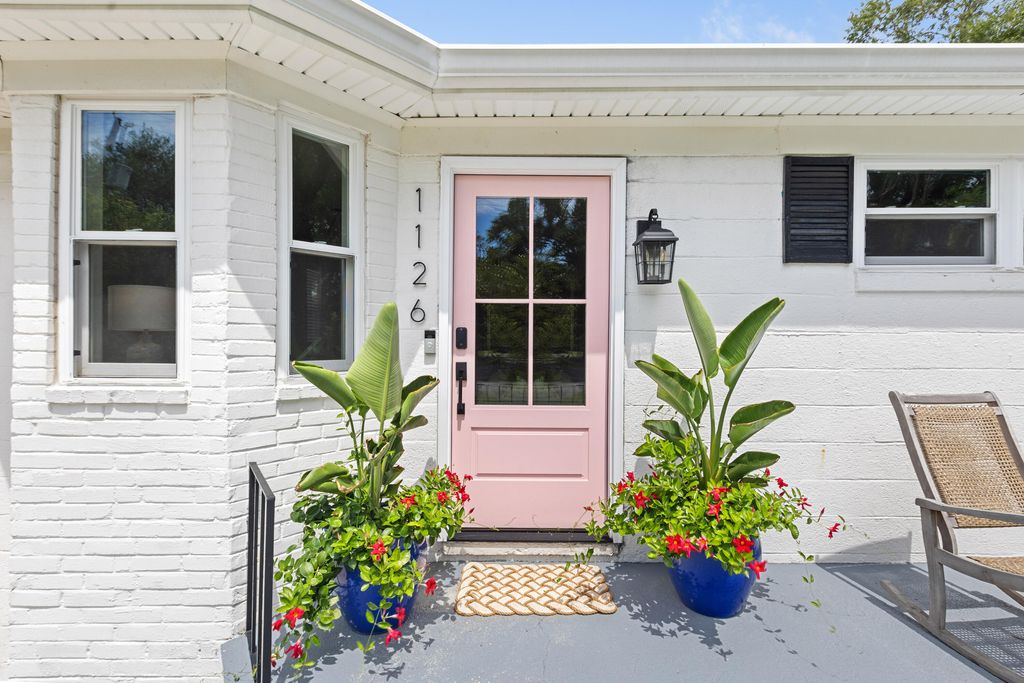 Photo of 1126 Pleasant Pines Road, Mount Pleasant, SC 29464 (MLS # 26000658)