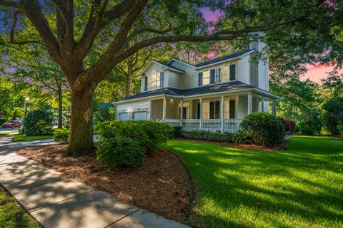 Photo of 654 Majestic Oaks Drive, Charleston, SC 29412 (MLS # 25019874)