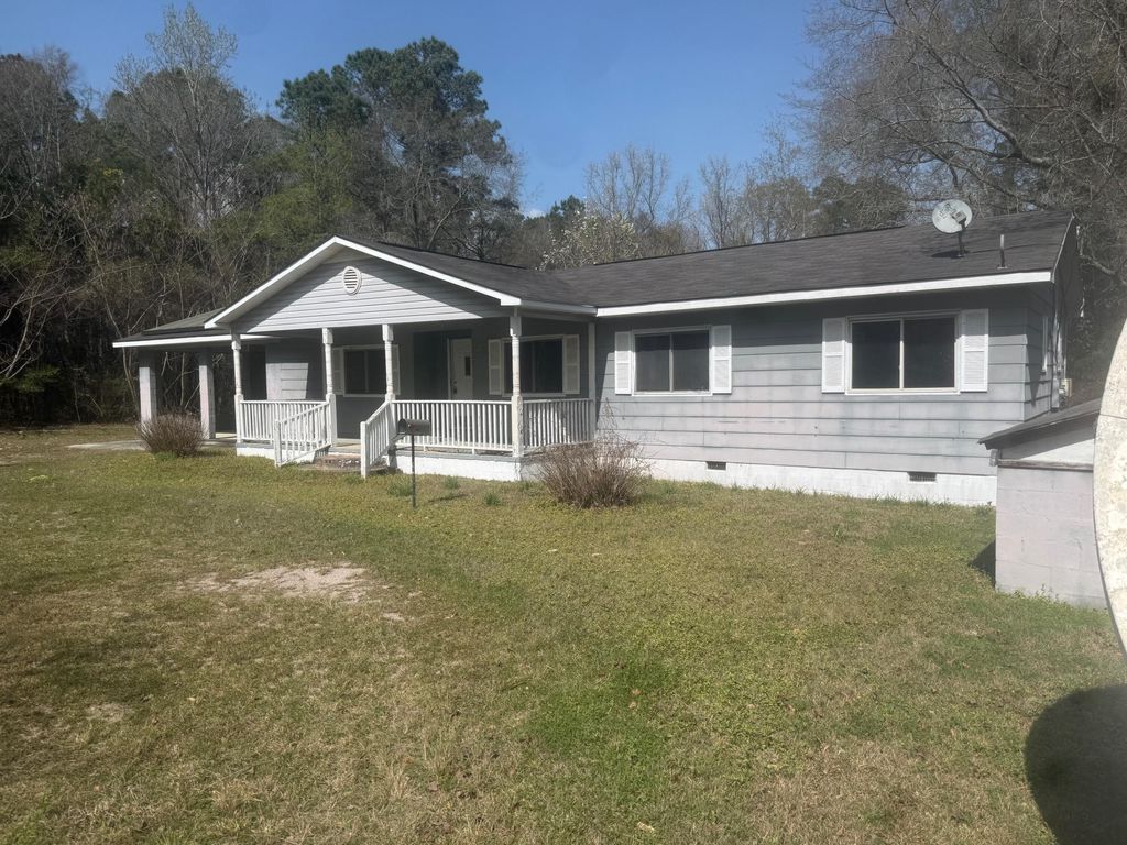 Photo of 175 Benny Road, Holly Hill, SC 29059 (MLS # 26007372)
