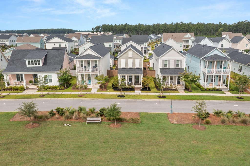 Photo of 621 Trio Lane, Summerville, SC 29486 (MLS # 26020371)