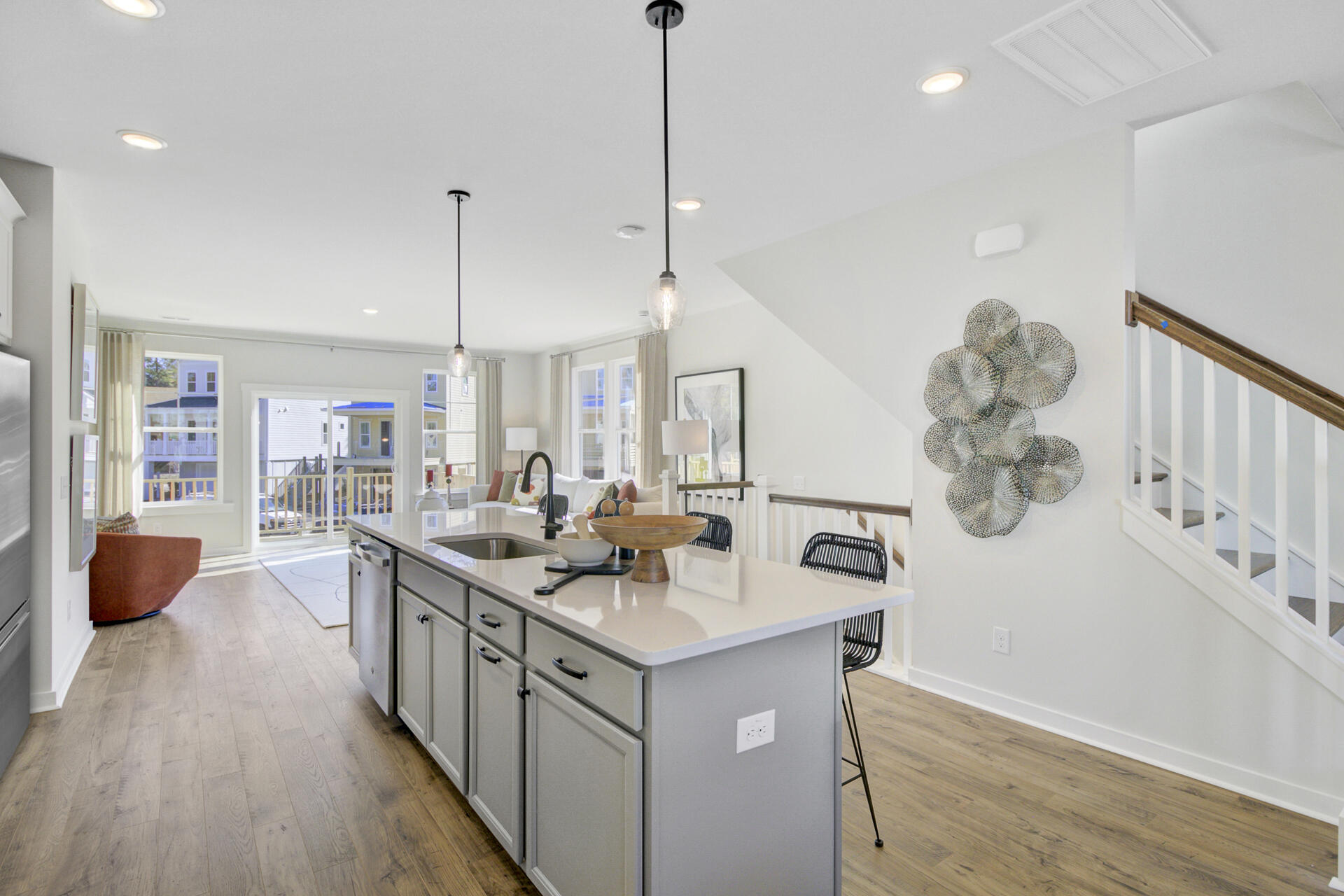 469 Caledon Court